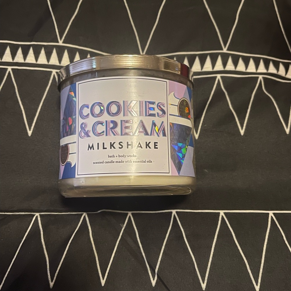 Cookie & cream candle